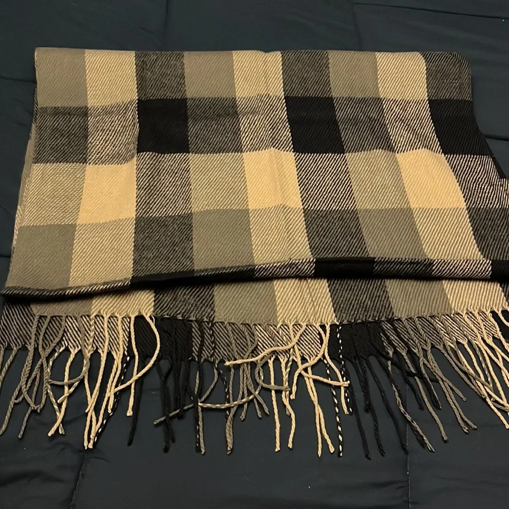 3/$15 Scarf